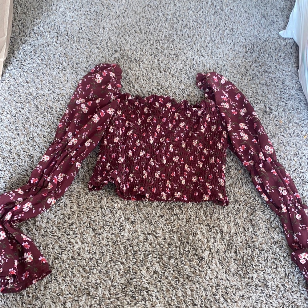 Cute crop top new condition